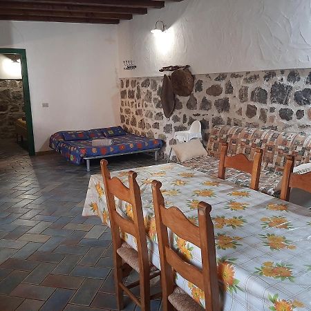 Ferienwohnung Sa Dommo De Sa Pietate Orosei Exterior foto