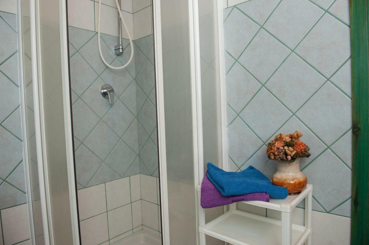Ferienwohnung Sa Dommo De Sa Pietate Orosei Exterior foto